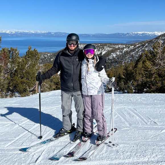 Meet your Posher, Lindsey - Picture 1 of 1